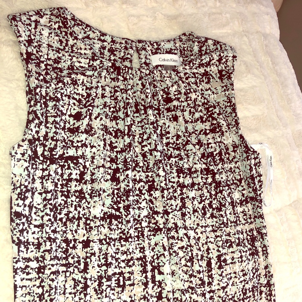 Fashionable Calvin Klein blouse